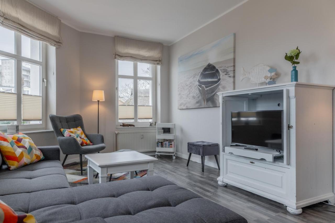 Strandnahe 2-Raum-Ferienwohnung Im Zentrum - Residenz Strandeck Fewo 02 ゲーレン エクステリア 写真
